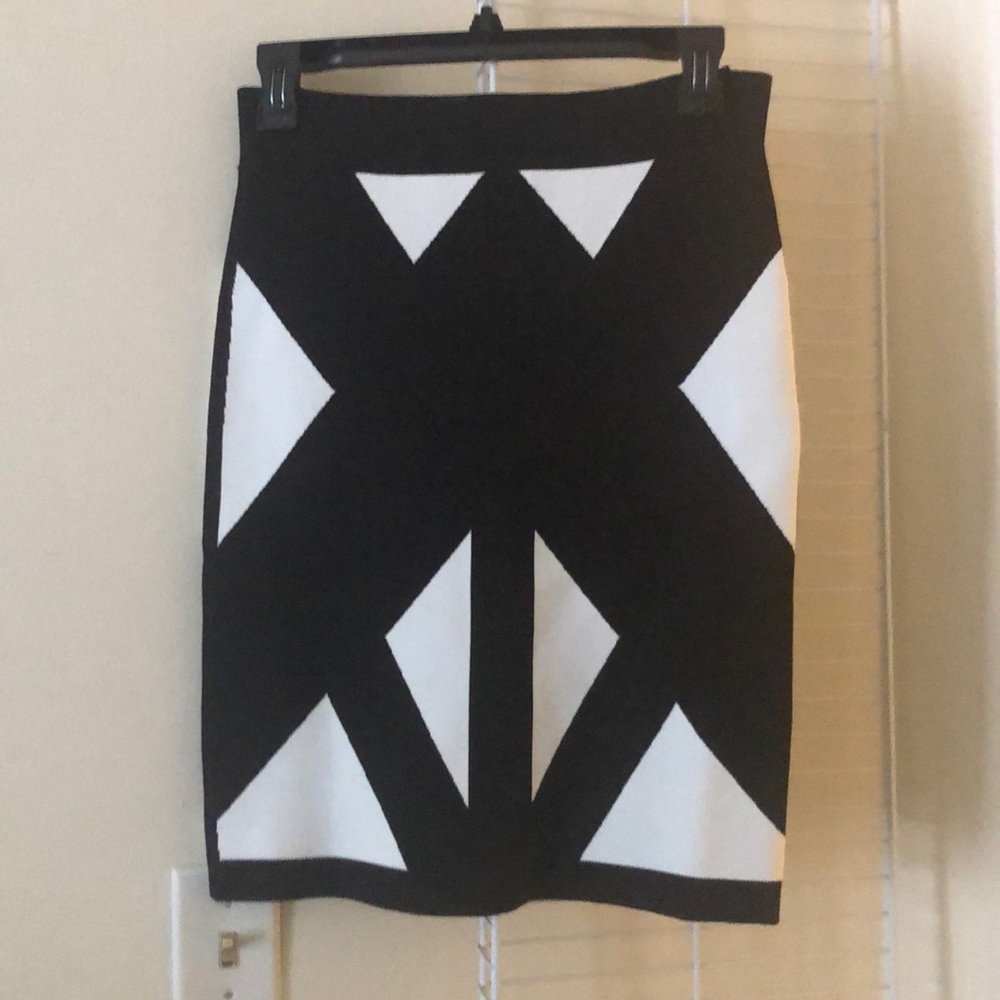 BCBG MAXAZRIA color-block bandage skirt